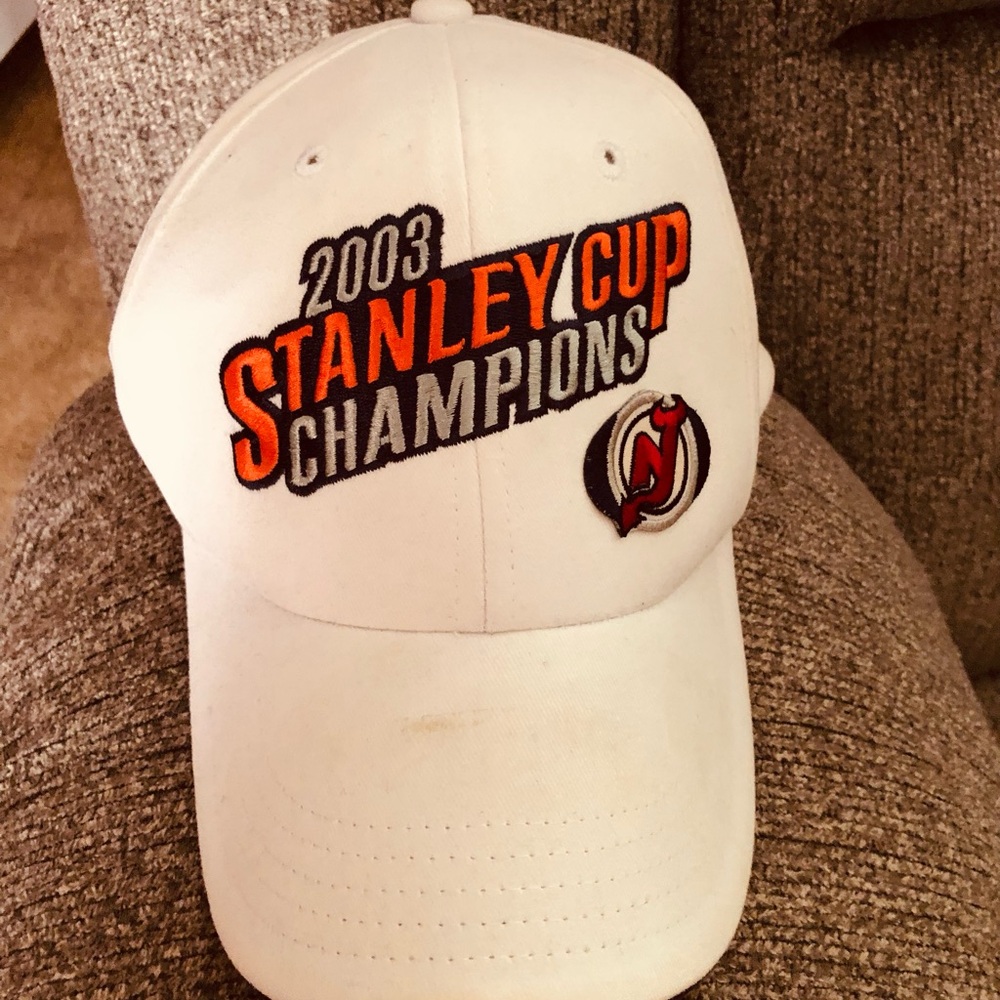 Official NHL vintage Stanley cup championship devils baseball hat
